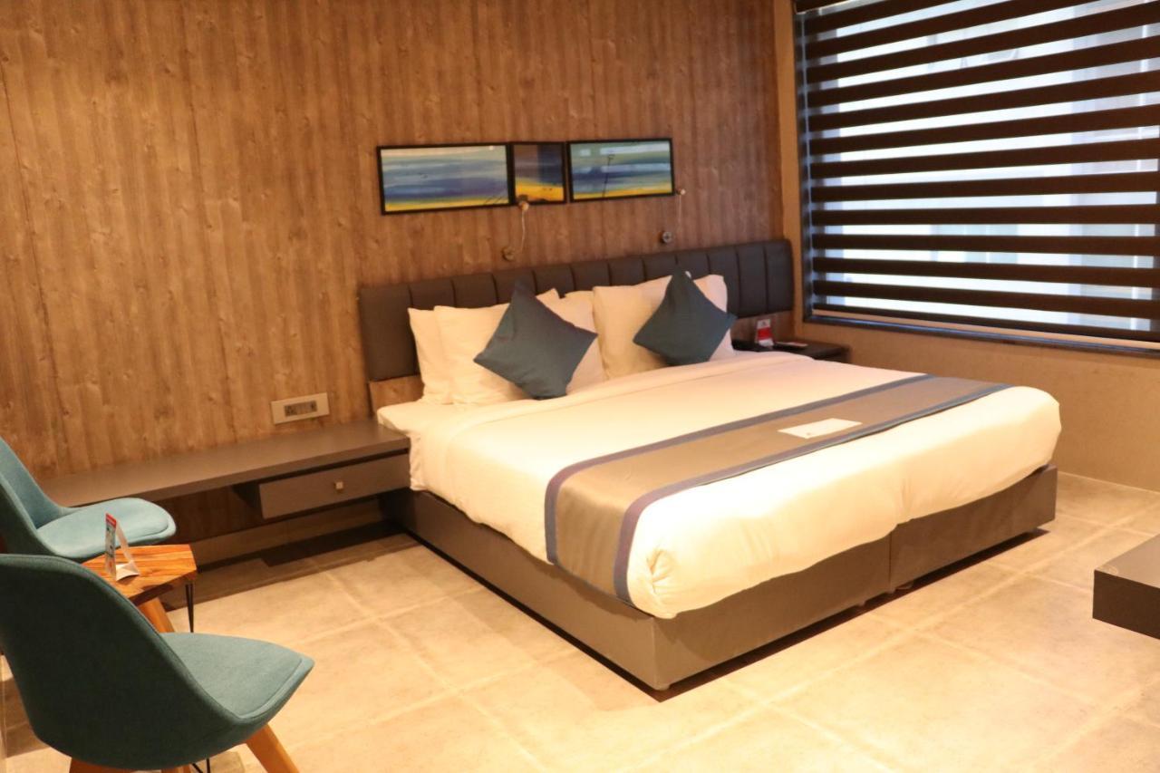 The Soni'Otel Hāora Kültér fotó