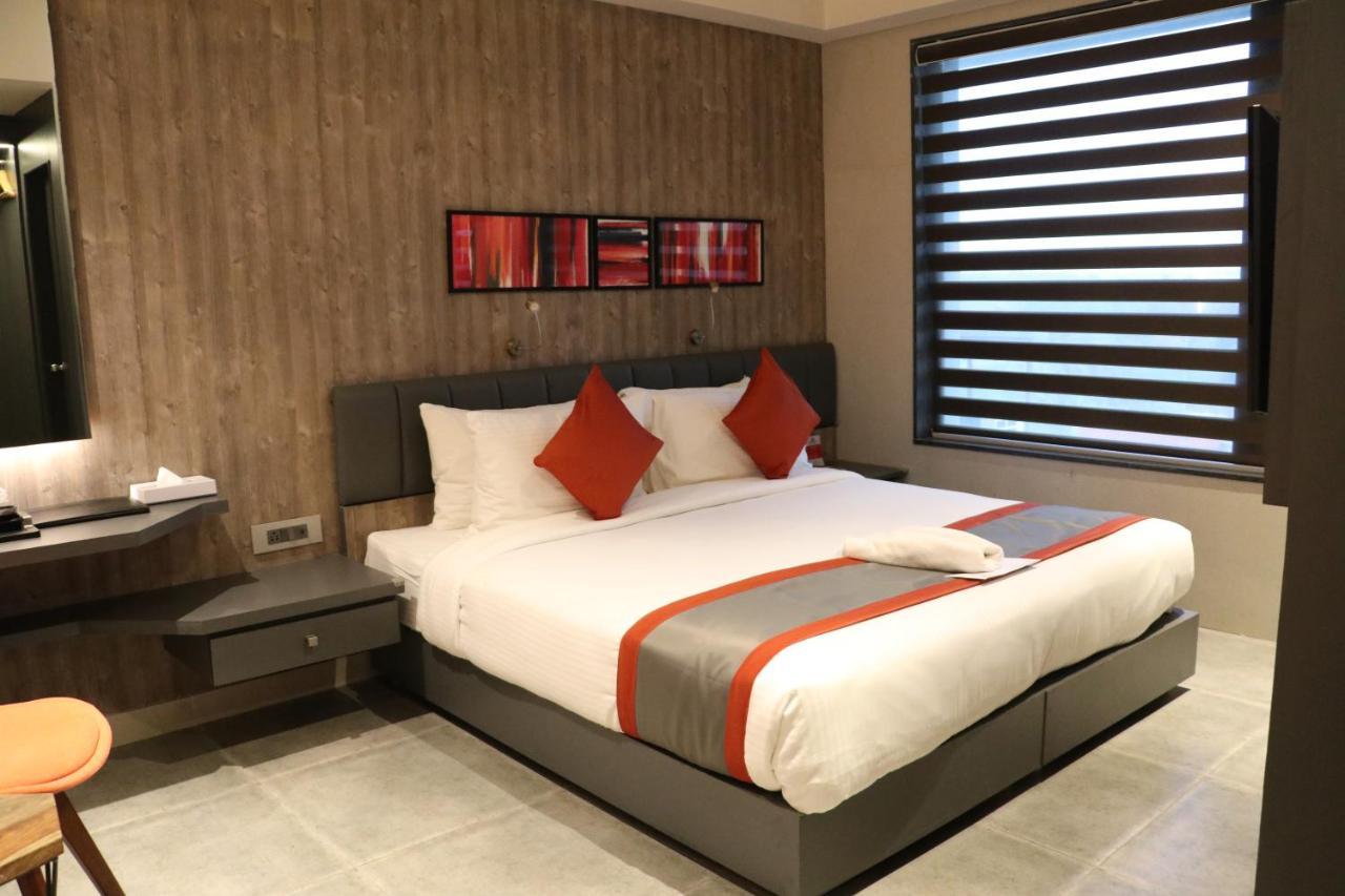 The Soni'Otel Hāora Kültér fotó